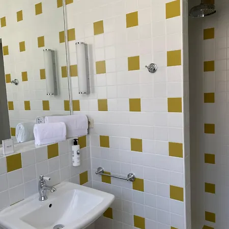 Lilou Szálloda 4*