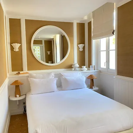 Hotel Lilou 4*