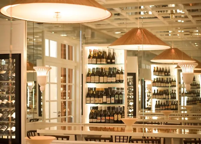 Lilou מלון הייר