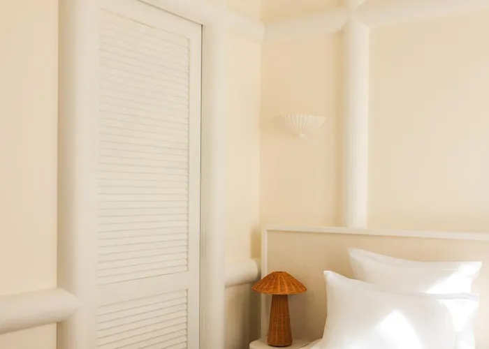 מלון Lilou הייר